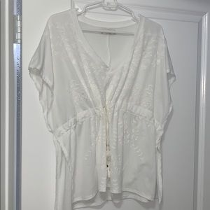 White shirt with embroidered detail